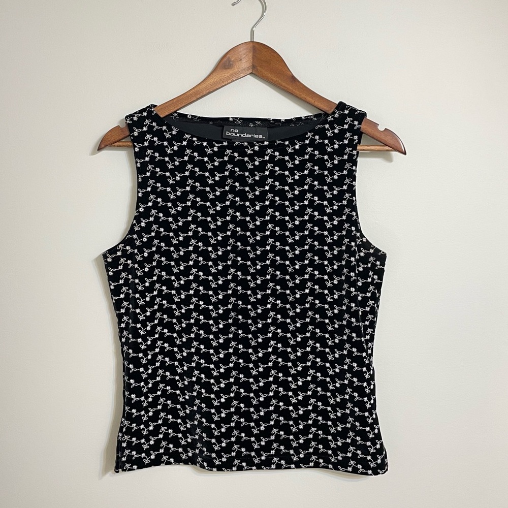 No Boundaries Top
